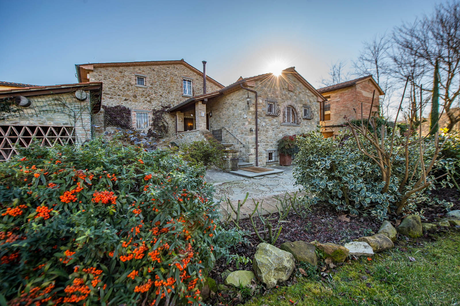 FARMHOUSE FOR SALE IN TUSCANY